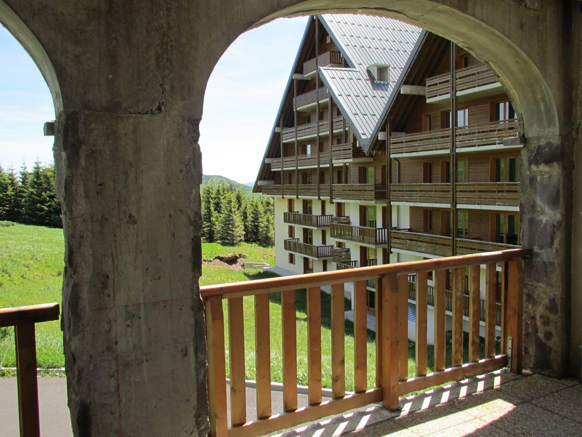 O - Sancy Residence De Tourisme Супер Бес Екстериор снимка