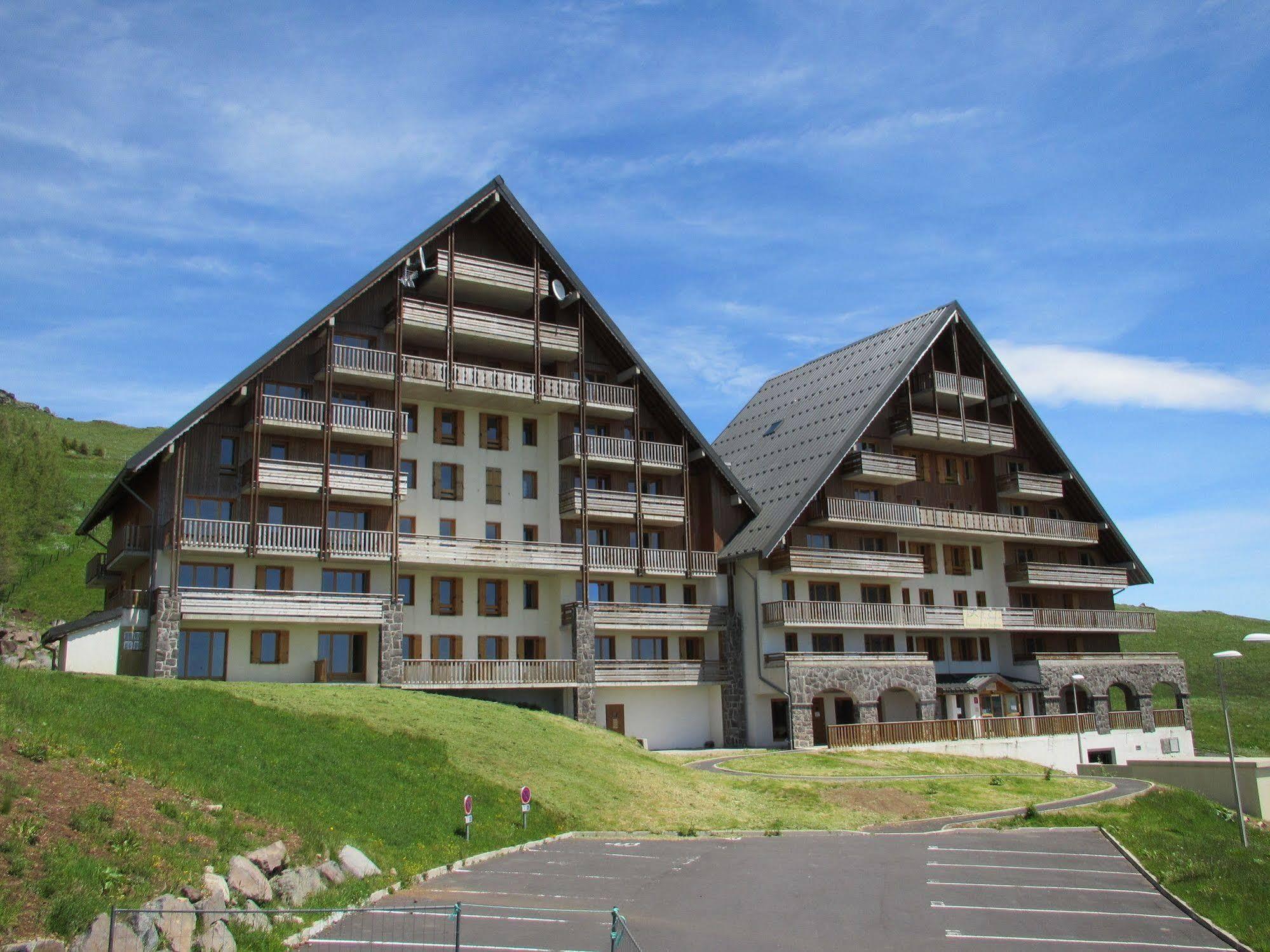 O - Sancy Residence De Tourisme Супер Бес Екстериор снимка